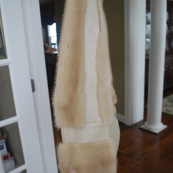 Schlampp's Two Tone Beige Mink & Leather Coat - Picture 10 of 14